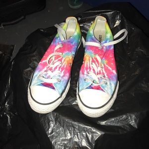 Converse lot